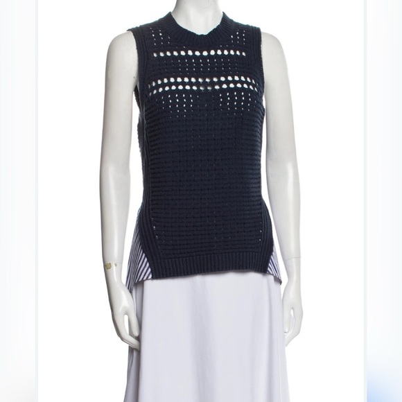 VERONICA BEARD South Beach
Combo Navy Sleeveless Knit
Sweater Size M $295 - Picture 4 of 6